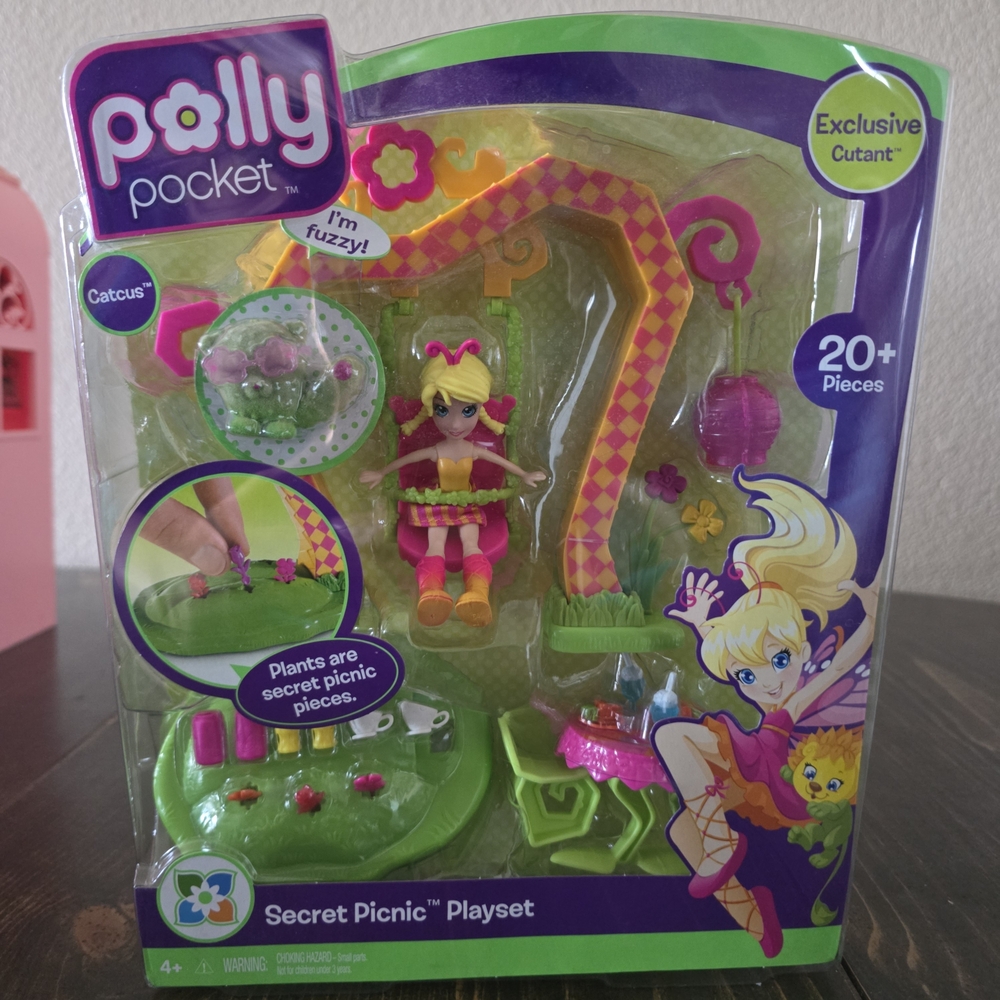 Polly Pocket Secret Picnic Playset